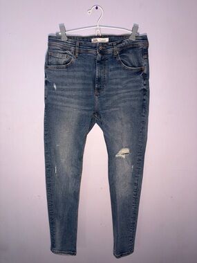 Zara Blue Denim Jeans with Contrasting Topstitch